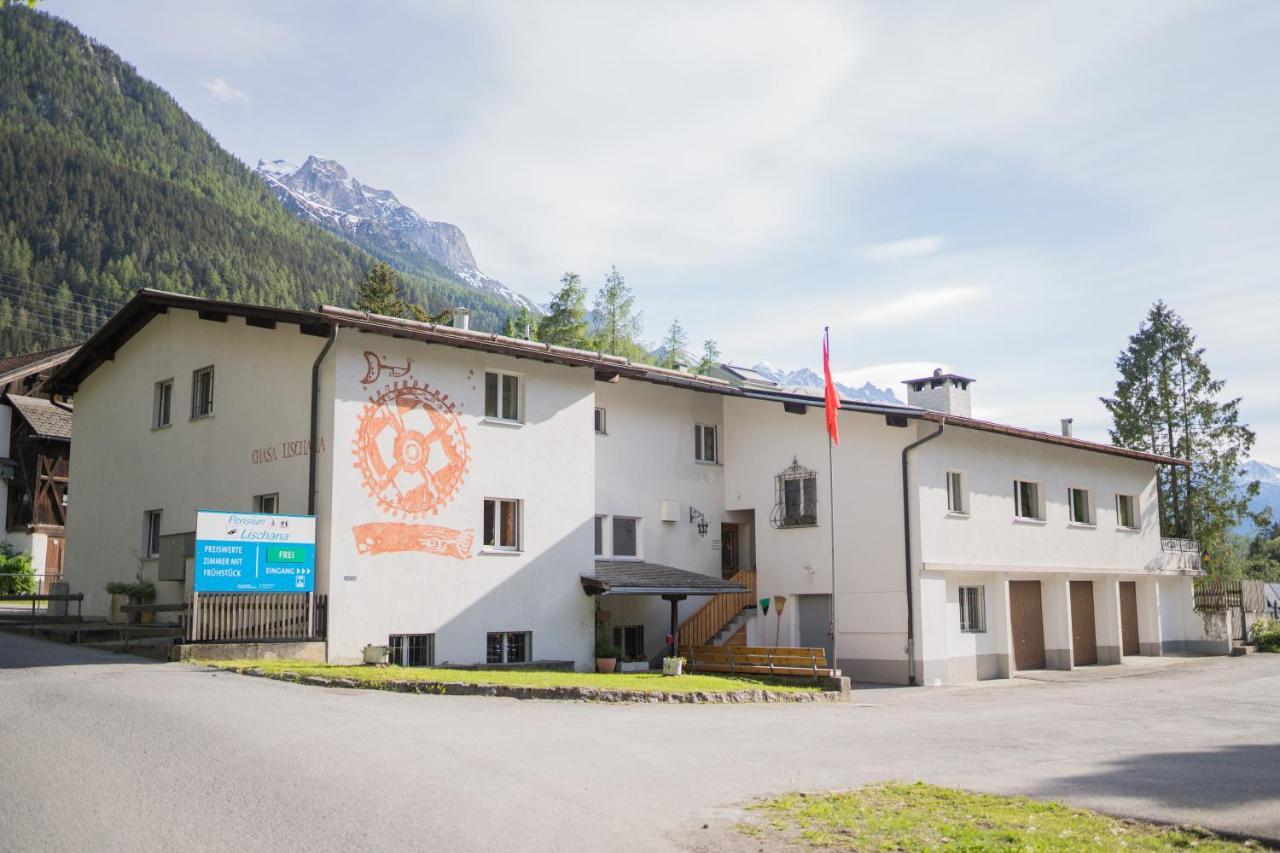 Pensiun Lischana Sent Exteriör bild